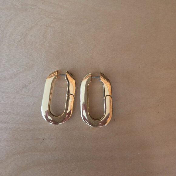 Jennie Bird Large Paper Clip Style Gold Earrings - Picture 4 of 4